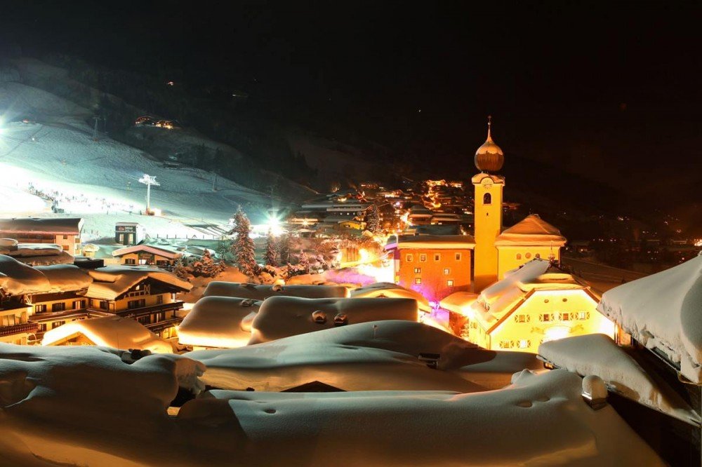 View from the hotel to Saalbach at night