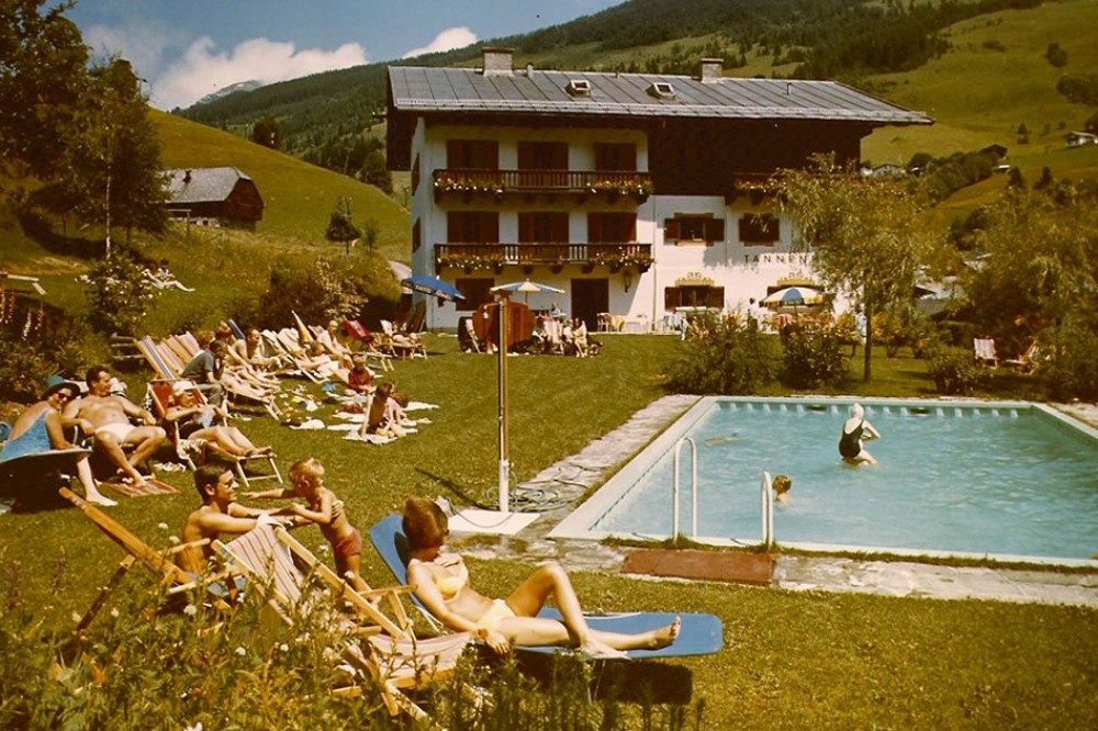 The new pool at the Tannenhof in the 60s / 70s