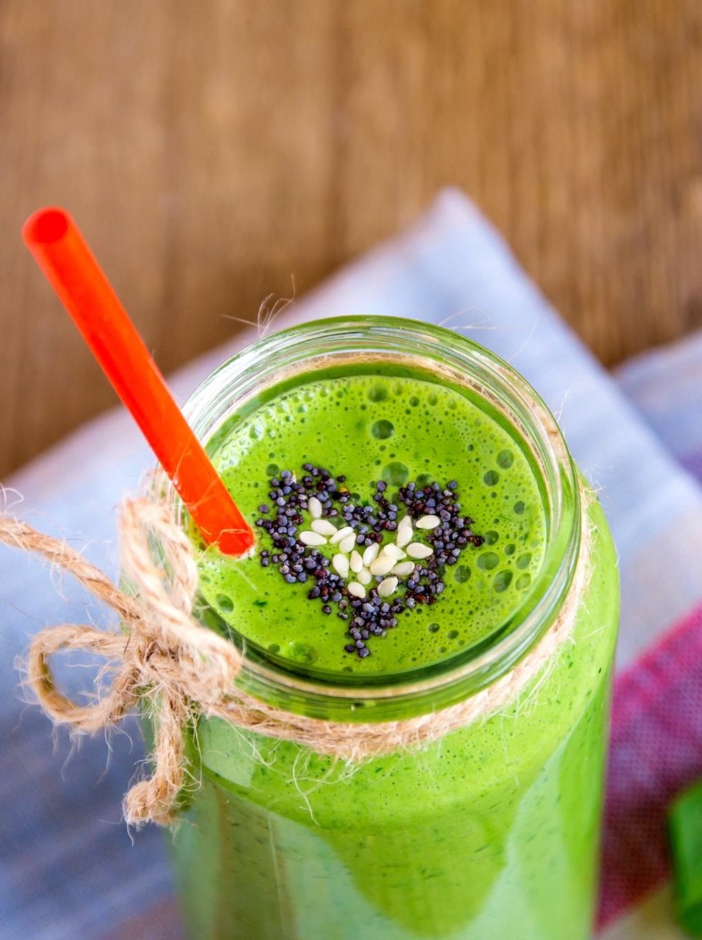 Fresh green smoothies for breakfast  width=