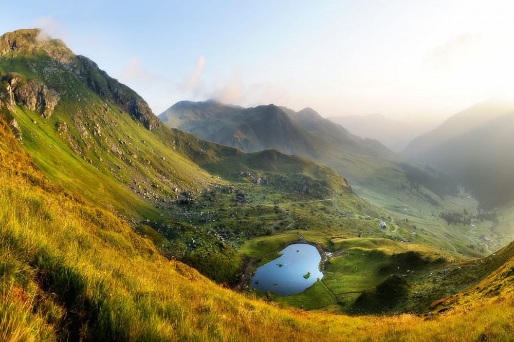 A fantastic panoramic view on the Seven Summits Tour