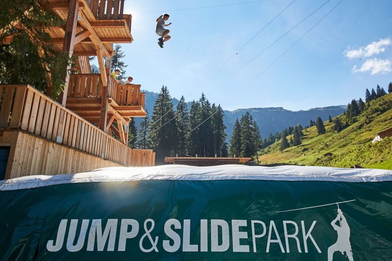 Jump & Slide Park
