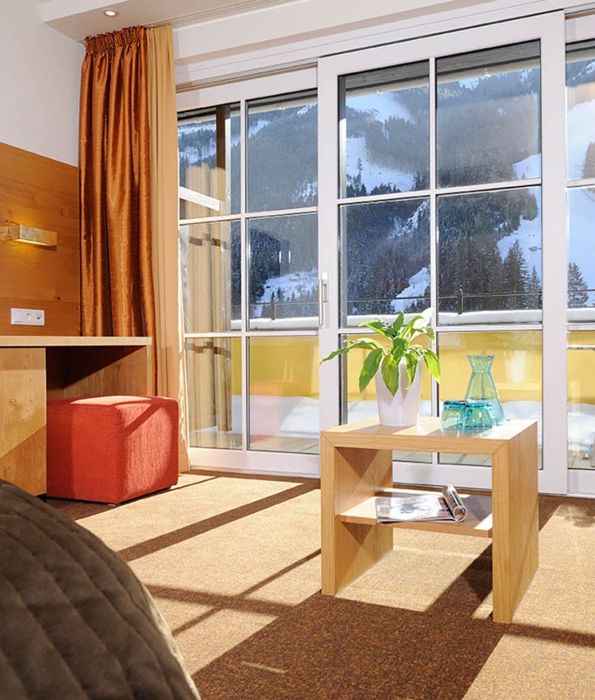 deluxe-junior-suite-saalbach width=